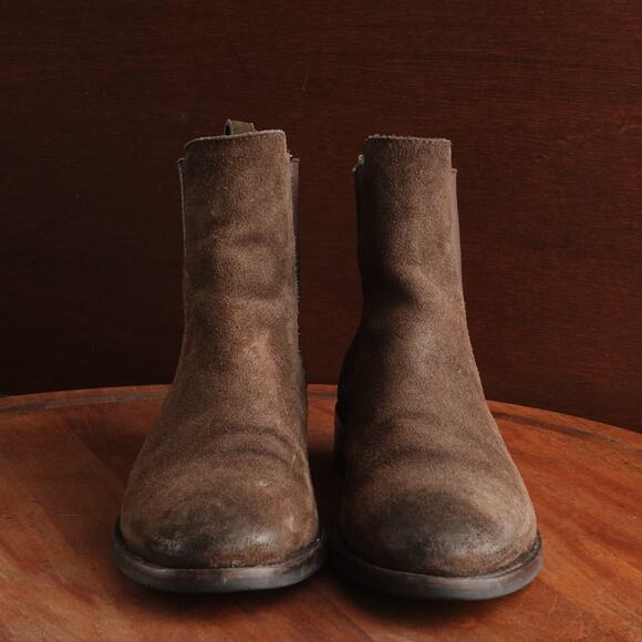 Thursday Boot Company Womens SZ 8.5 Brown Duchess Chelsea Suede Pull On Western - Picture 3 of 15